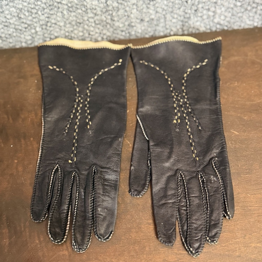 Women's Size 6.5 Vintage Black Leather 10" Long Gloves Stitching